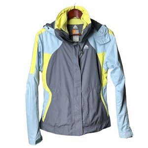 Nike ACG Women's Size Medium Vintage Snow Jacket Thermal Layer Blue Yellow Gray